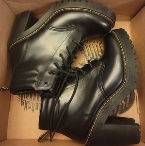 Doc Martin Persephone black size 8